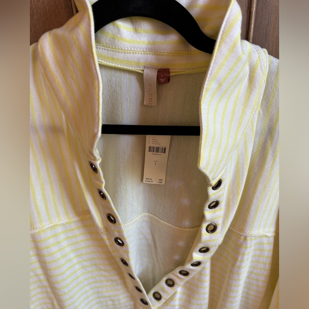 Anthropologie Pilcro women’s top